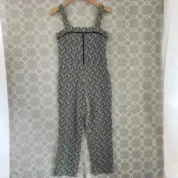 Banana Republic Floral Lace Textured Tank Jumpsuit Size 4 - Picture 1 of 11